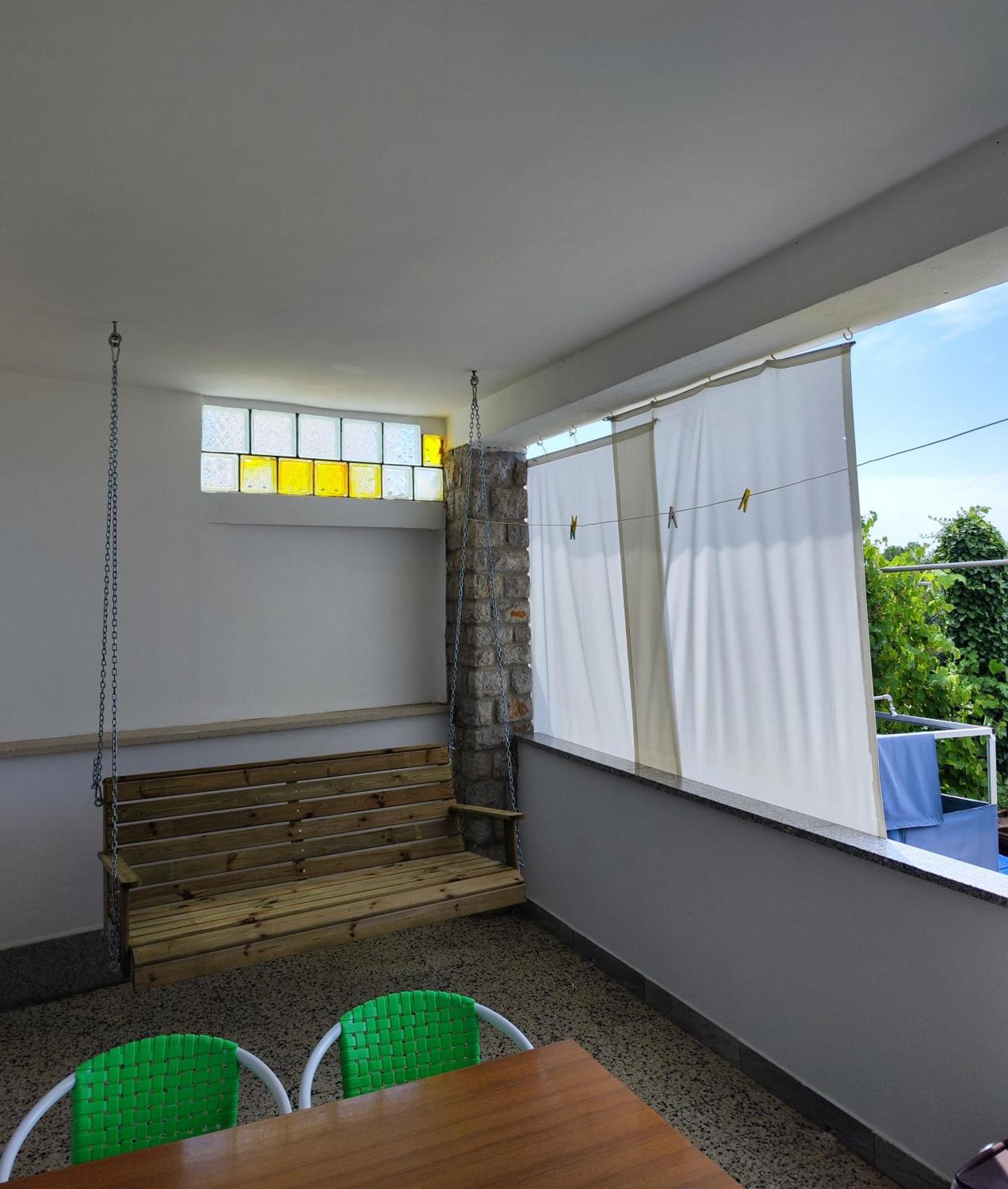 Apartments Pika Krk Town Exterior foto